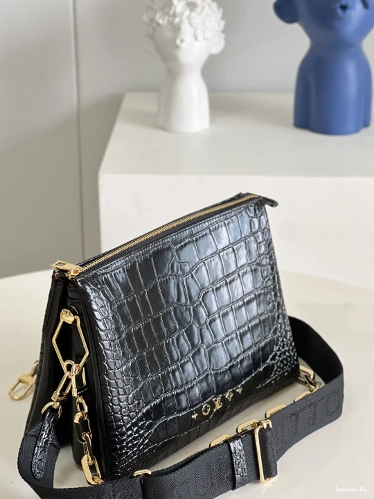 PM-26*20*12cm VUITTON COUSSIN LOUIS 0331